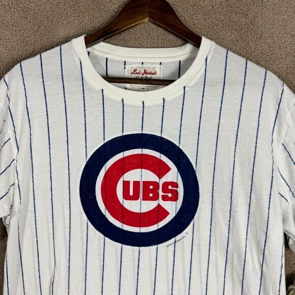 Red Jacket Chicago Cubs T-Shirt Mens XL White Brass Tacks Pinstripe Licensed NEW - Picture 3 of 10